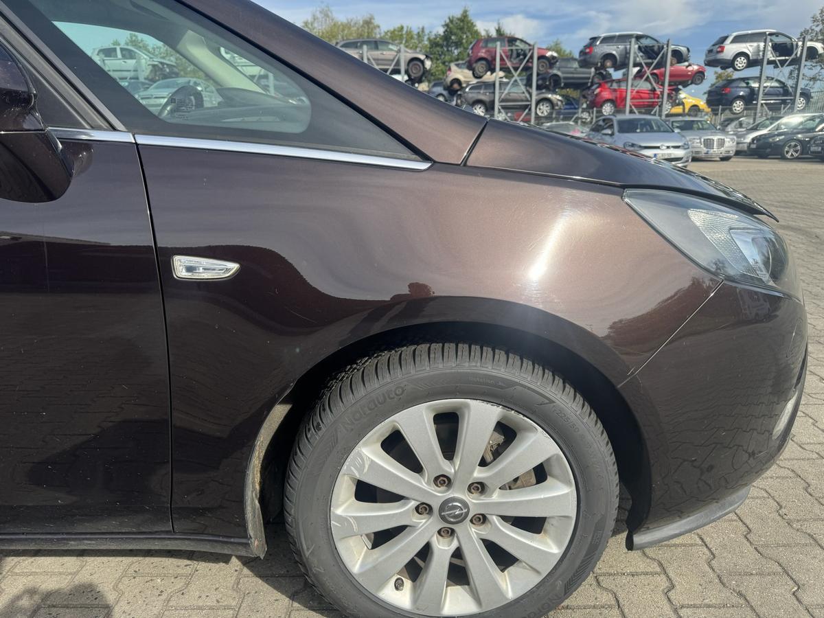 Opel Zafira C Tourer original Kotfl&uuml;gel vorn rechts Z41C Mahagonibraun Bj.2015